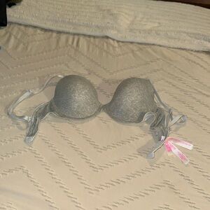 PINK Light Gray Bra - Lightly worn - 34C